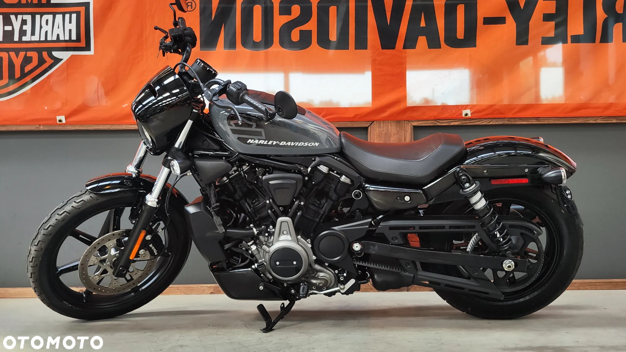 Harley-Davidson Sportster Nightster 975 - 2