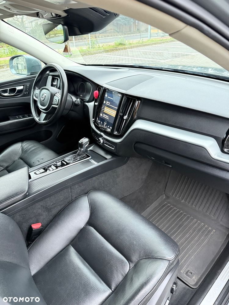 Volvo XC 60 T5 Geartronic Momentum Pro - 10