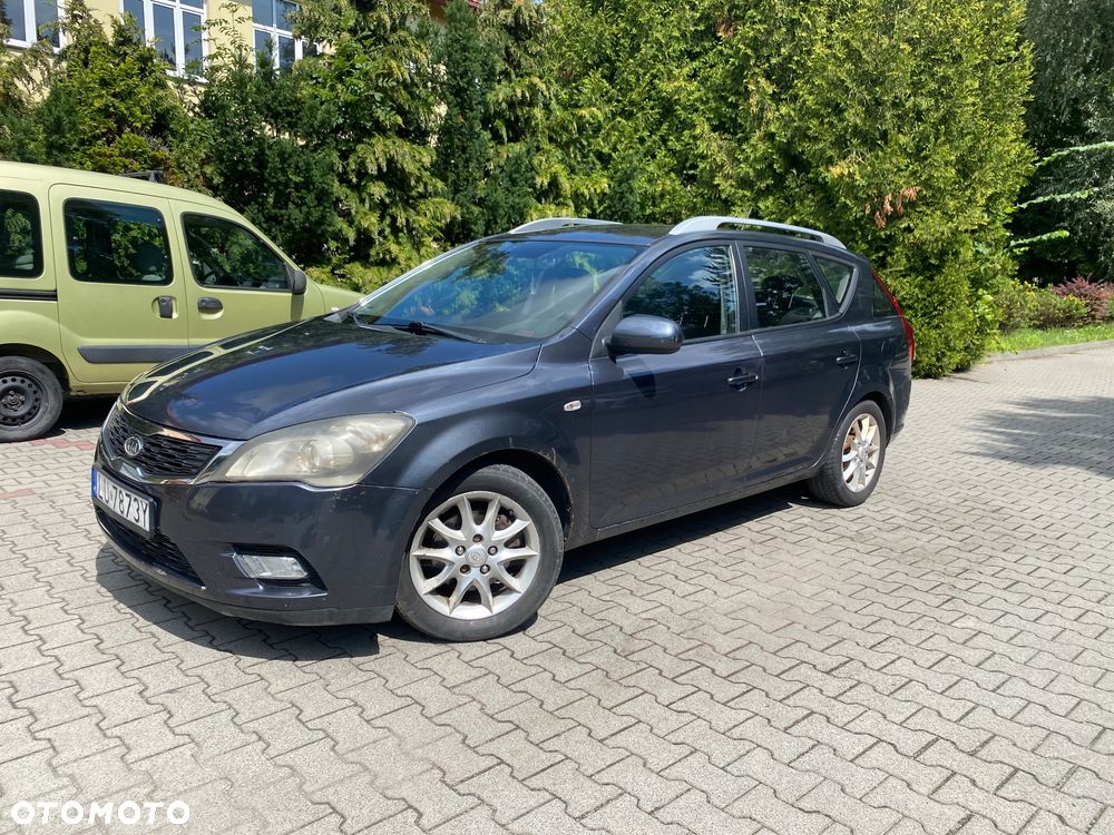 Kia Ceed 1.6 CVVT Dream-Team Edition - 6