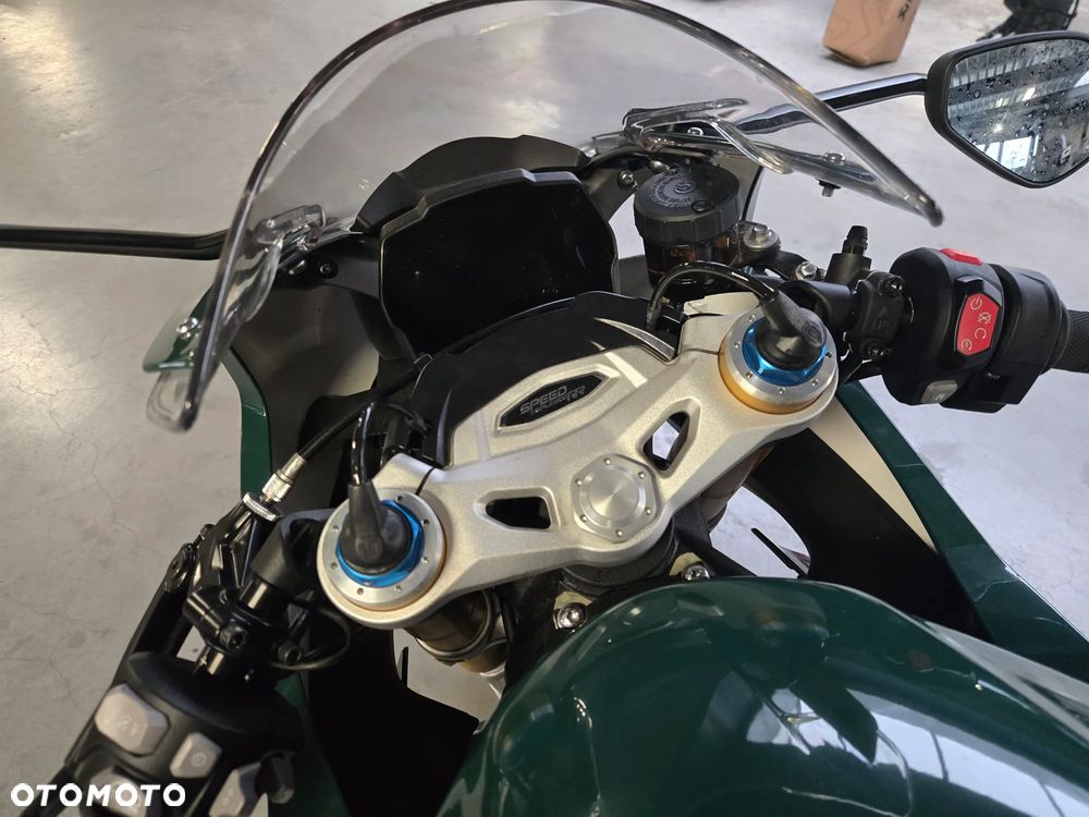 Triumph Speed Triple - 10