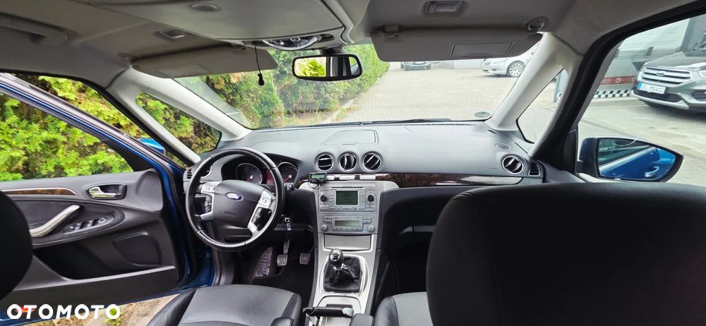 Ford Galaxy 2.0 TDCi Ghia - 33