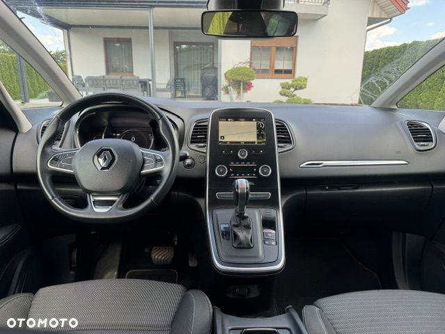 Renault Scenic - 11
