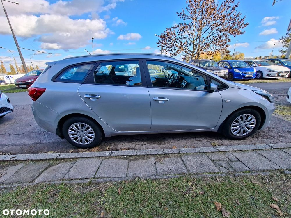 Kia Ceed Cee'd 1.6 CRDi M - 8