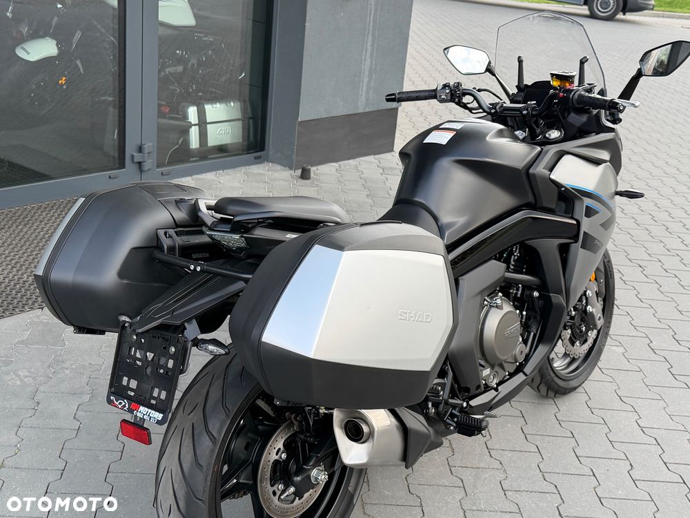 CFMoto 650 MT - 5