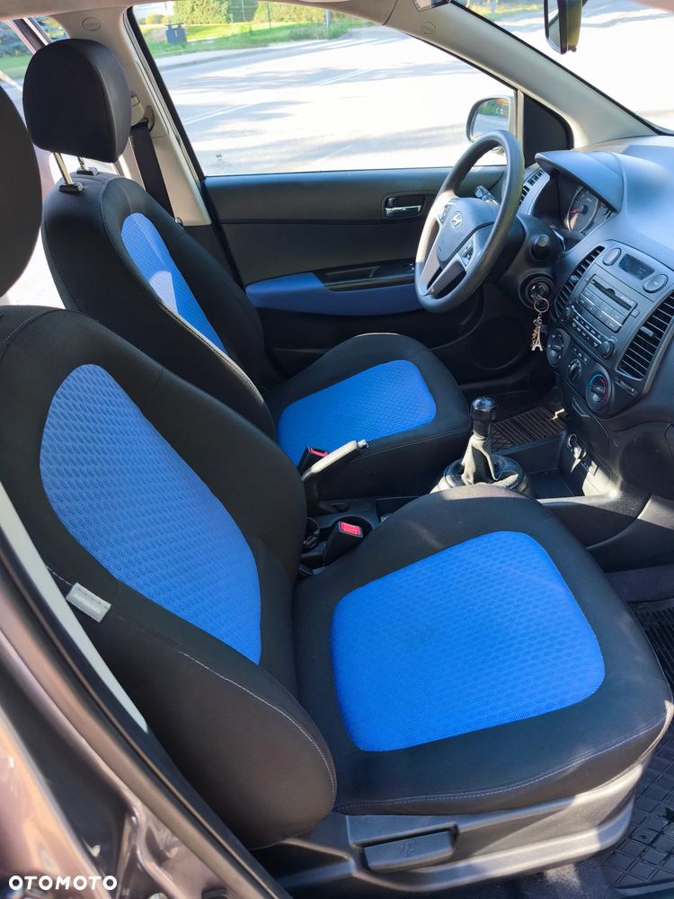 Hyundai i20 1.2 Comfort EU5 - 9