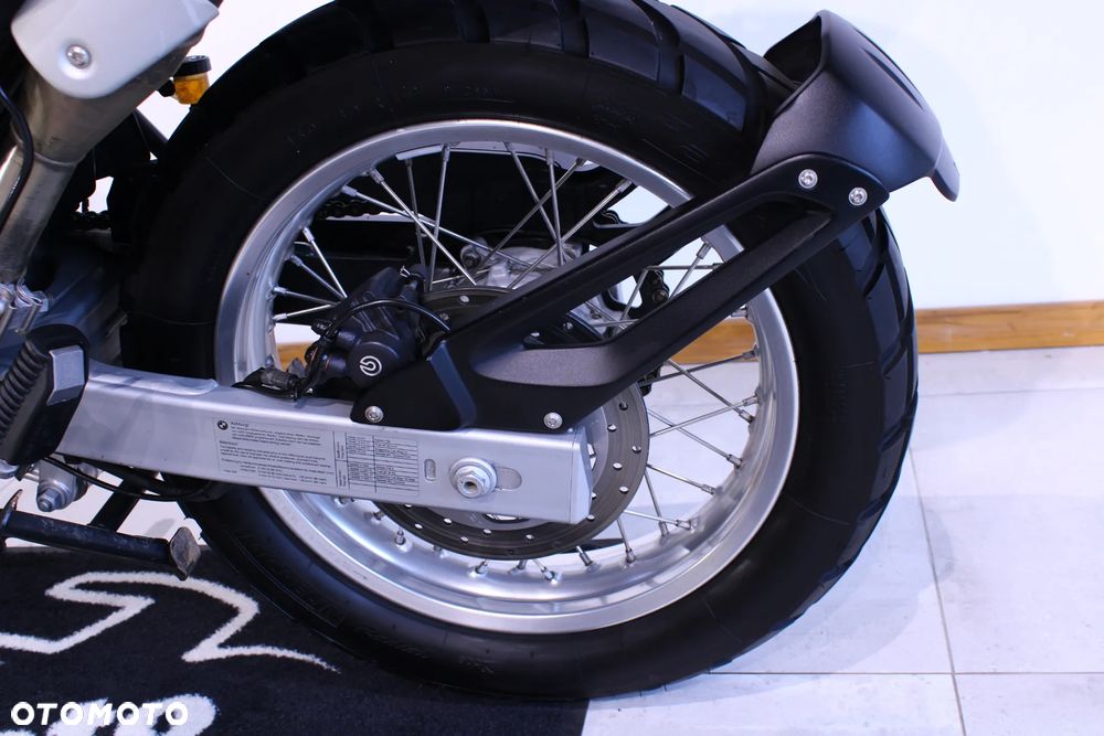 BMW F - 29