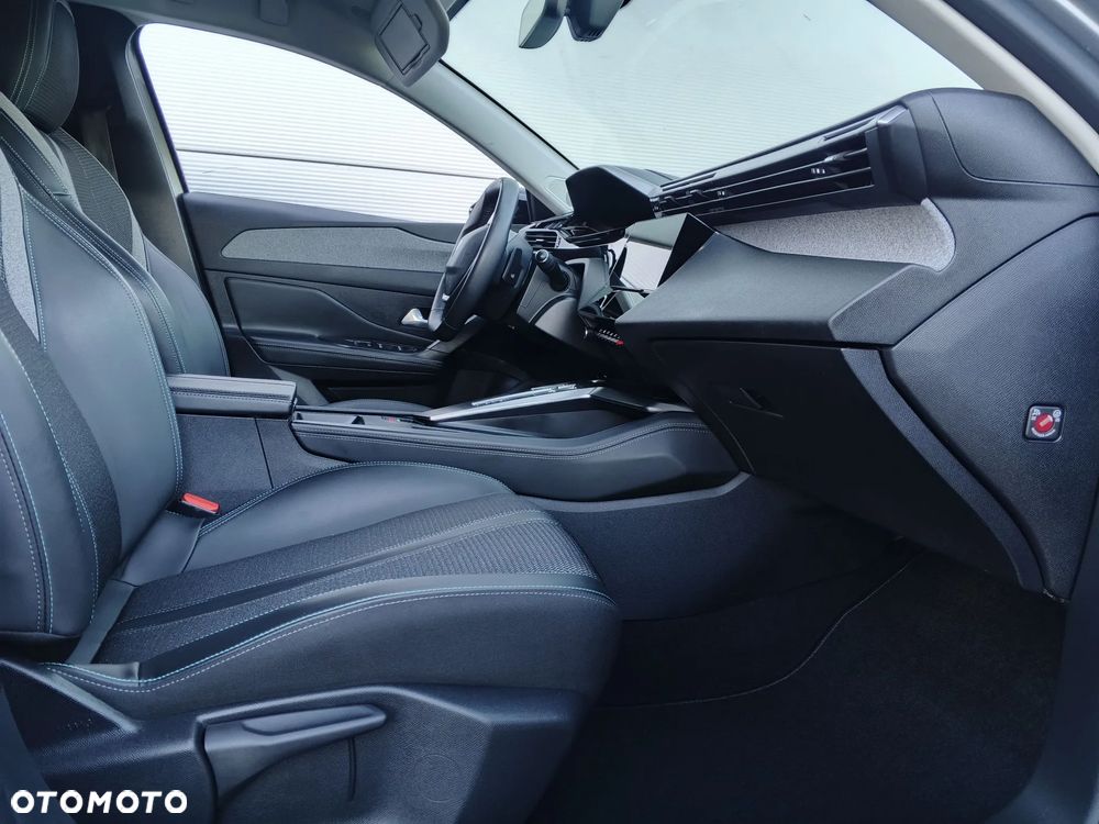 Peugeot 308 BlueHDi 130 EAT6 Stop & Start Active Business-Paket - 36