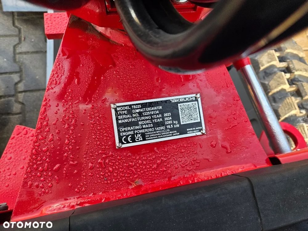 Takeuchi Minikoparka Koparka Gąsienicowa Takeuchi TB225 OKAZJA !! Nowa maszyna - 9