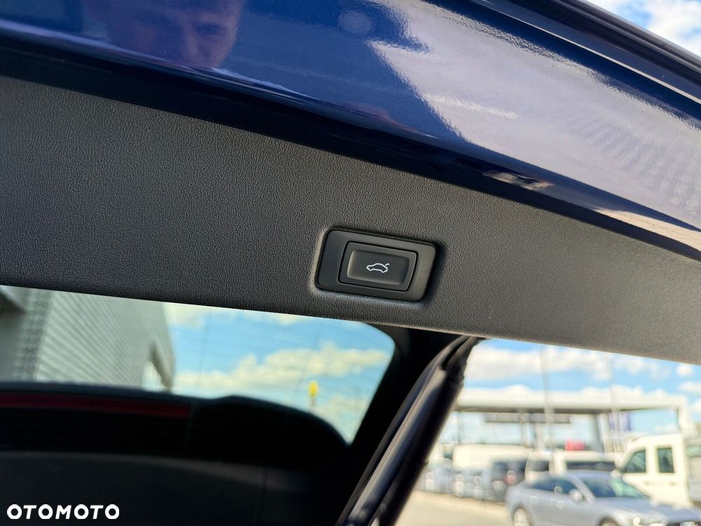 Audi Q5 Sportback - 11