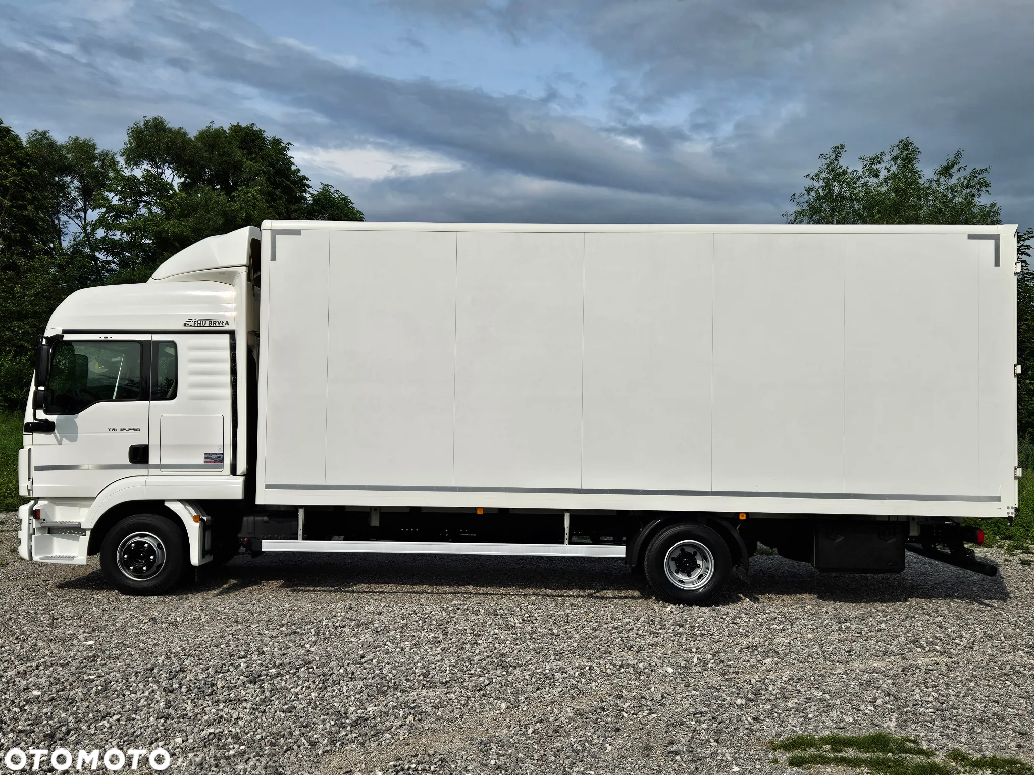 MAN TGL 12.250 / KONTENER / IZOTERMA / WINDA / 2019R / EURO 6 / PEŁEN SERWIS /  6 TON ŁADOWNOŚĆ  / SPROWADZONY / ZADBANY / JAK NOWY /  KSIĄŻKA SERWISOWA / E6 / 17 PALET - 12