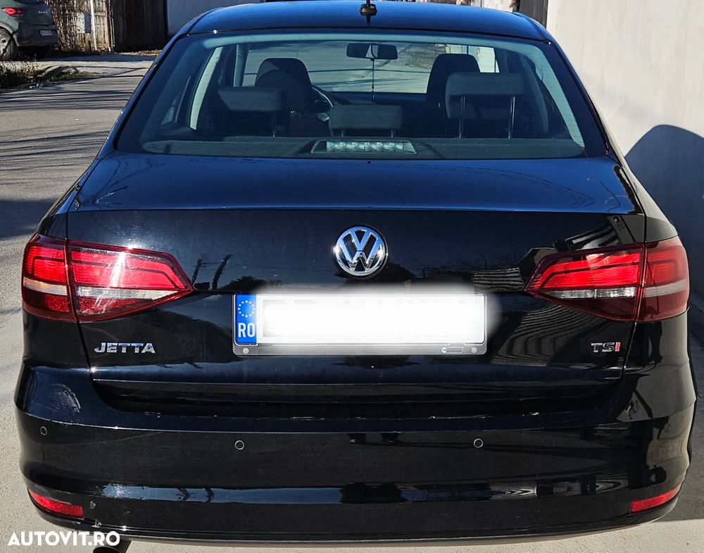 Volkswagen Jetta - 3