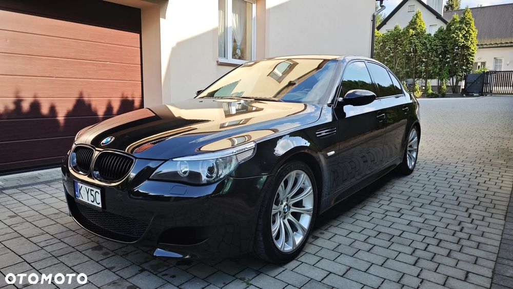 BMW M5 Standard - 1