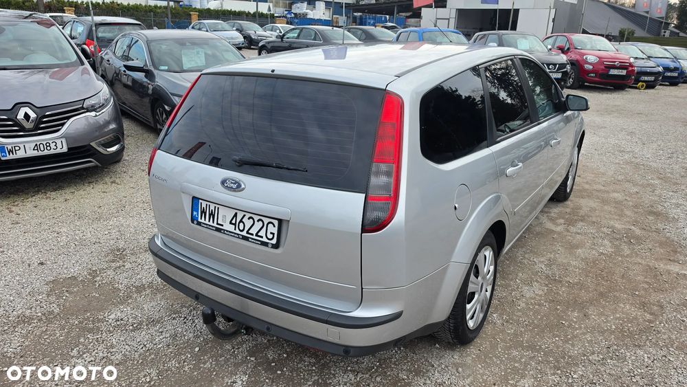 Ford Focus 1.6 Ghia - 3