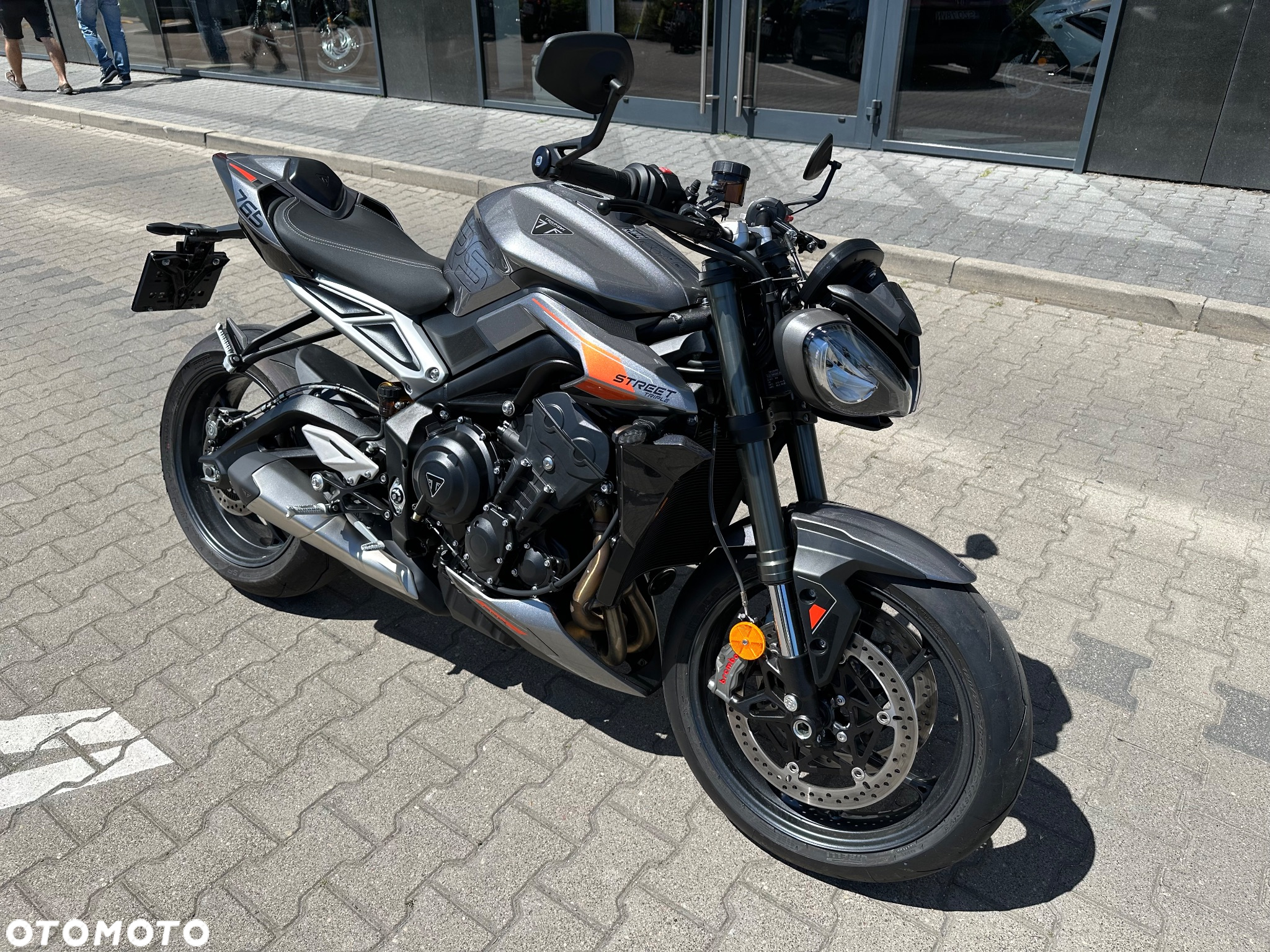 Triumph Street Triple - 3