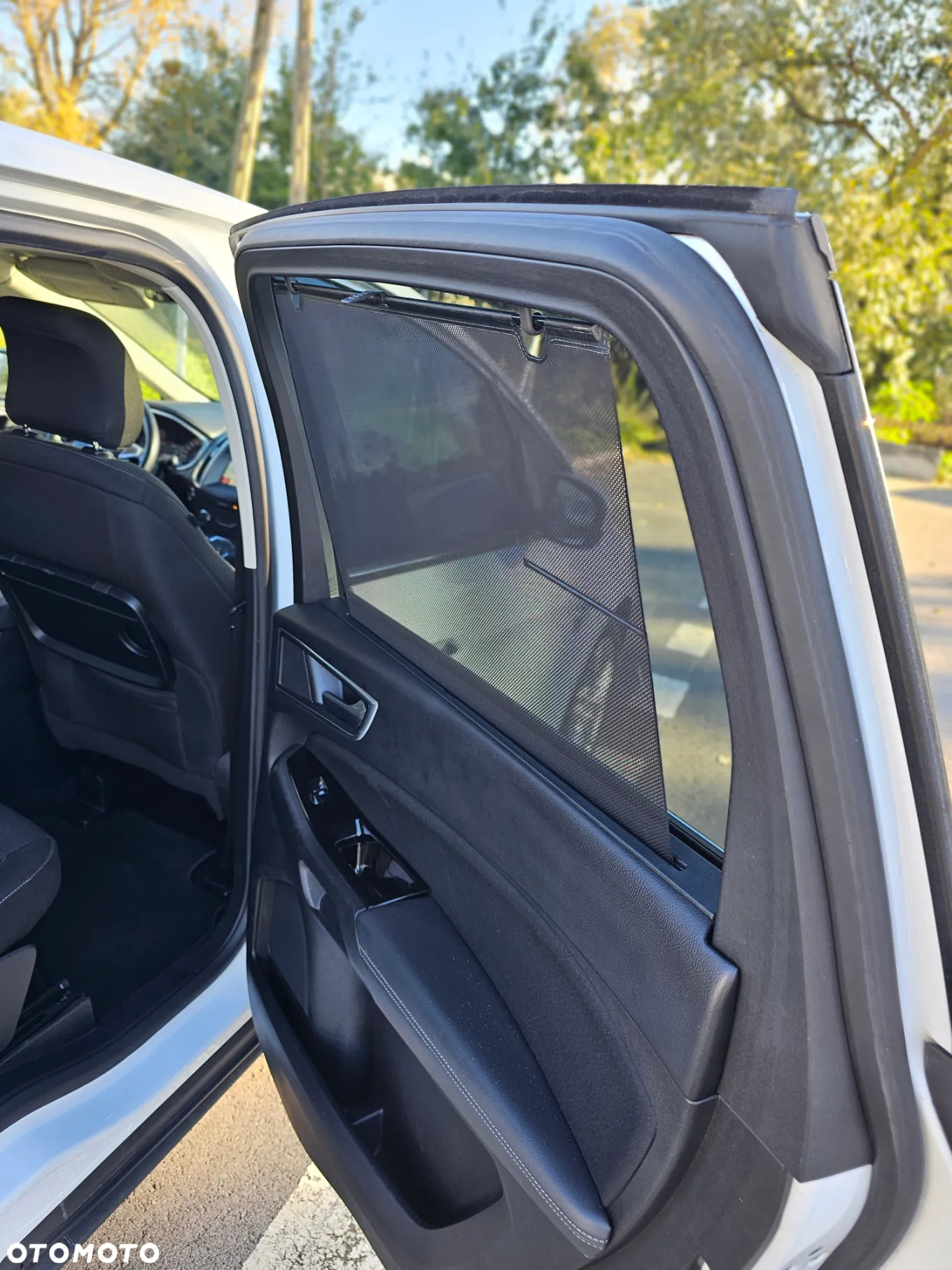 Ford S-Max - 20