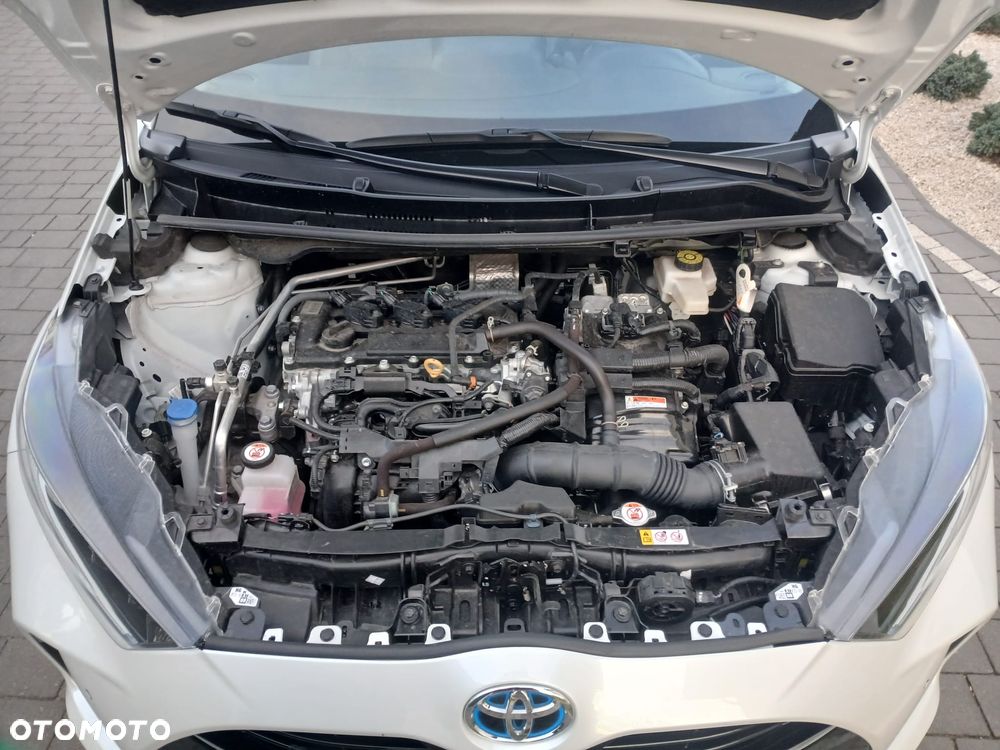 Toyota Yaris Hybrid 1.5 Style - 19