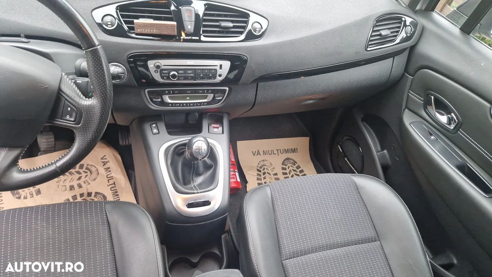Renault Grand Scenic Energy dCi 110 S&S Bose Edition - 16