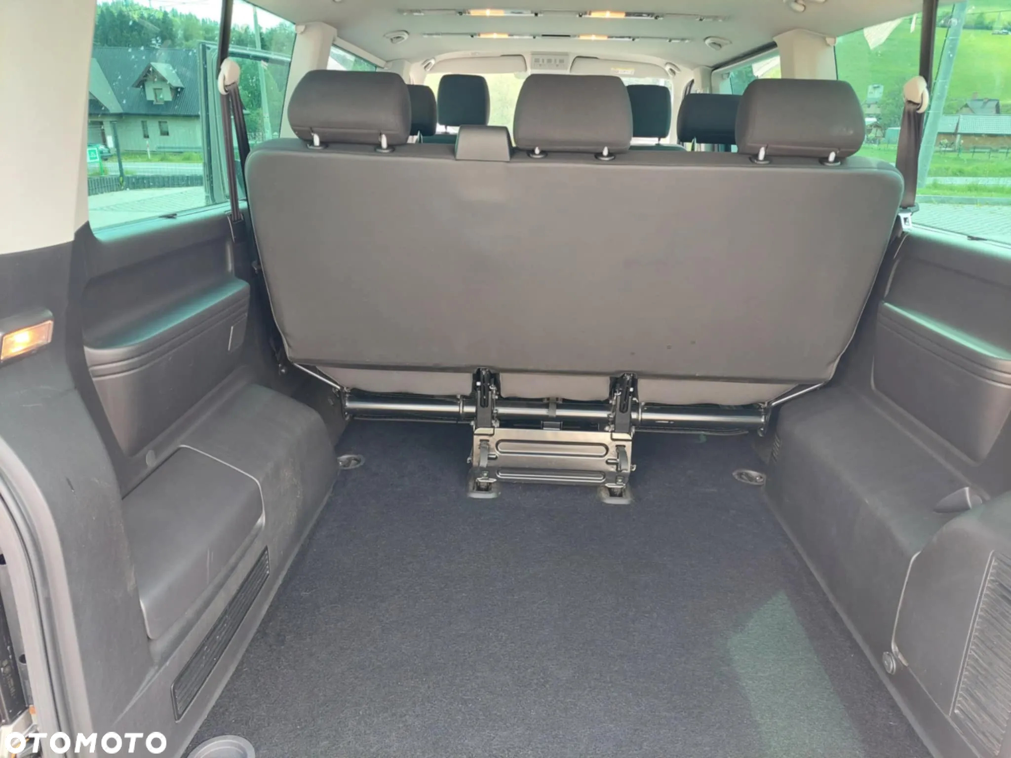 Volkswagen Caravelle 2.0 TDI L2 Comfortline 4Motion - 34