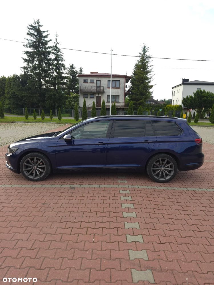 Volkswagen Passat 2.0 TDI SCR 4Mot DSG Comfortline - 2