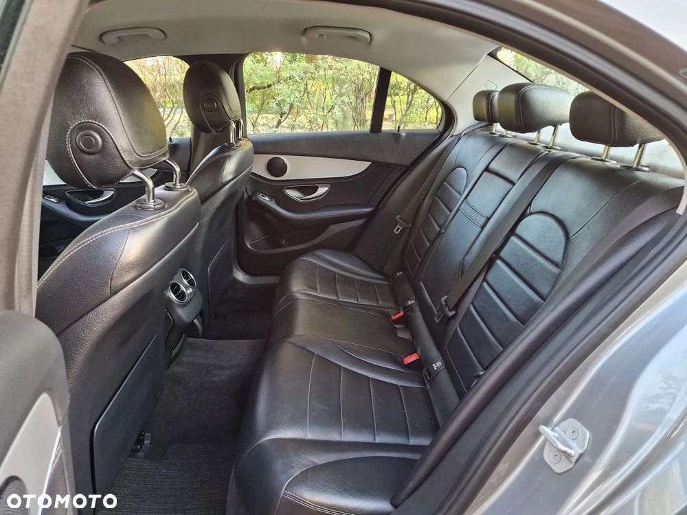 Mercedes-Benz Klasa C 220 (BlueTEC) d 7G-TRONIC - 19