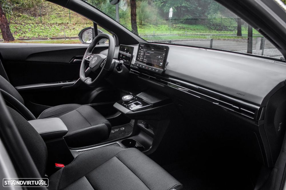 MG MG4 4 Standard - 25