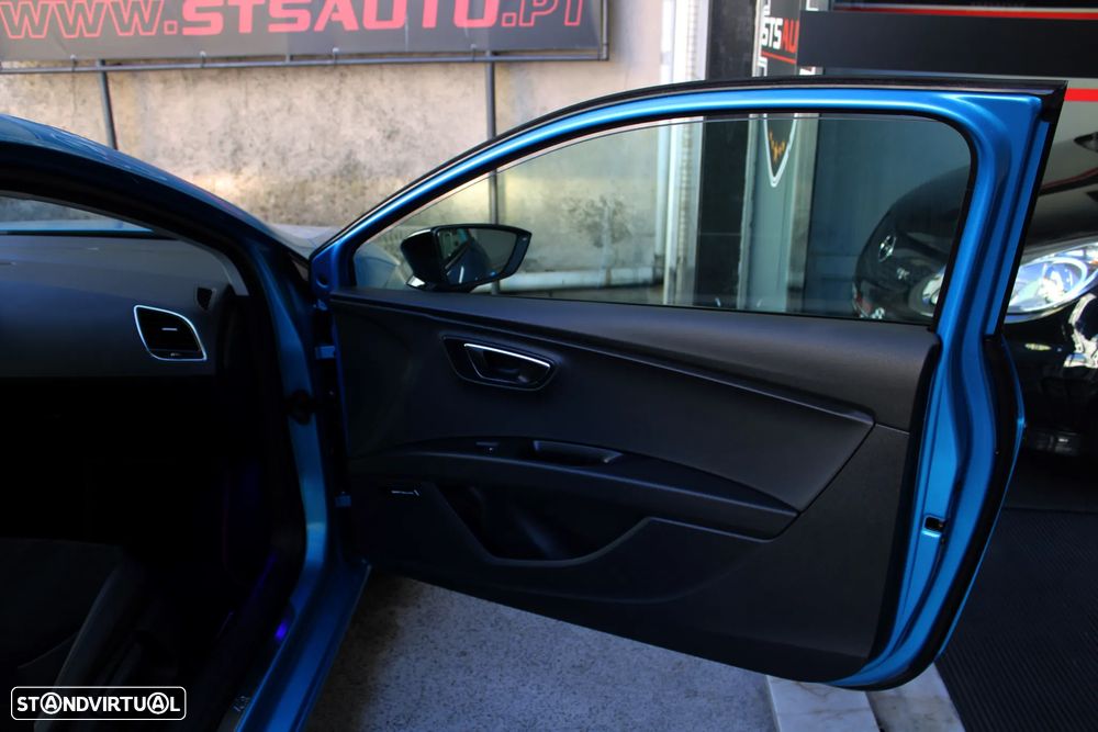 SEAT Leon SC 2.0 TDI DPF S&S FR - 23