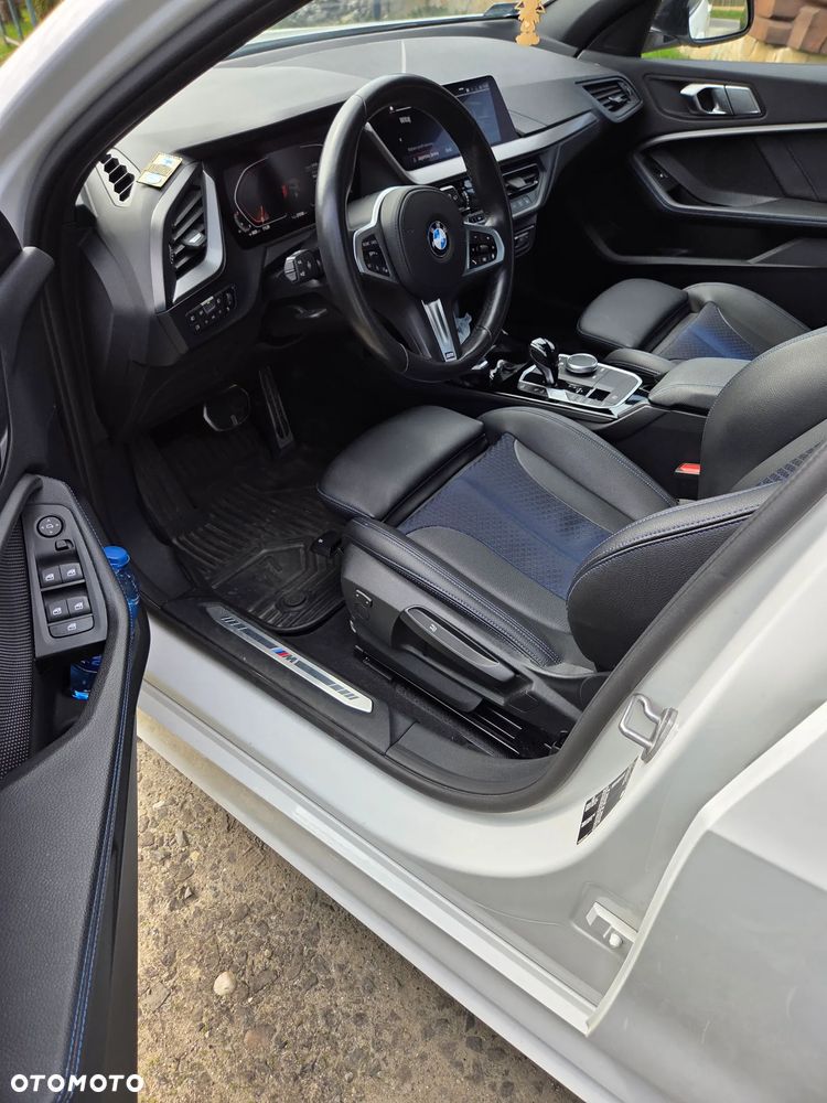 BMW Seria 1 118i - 13