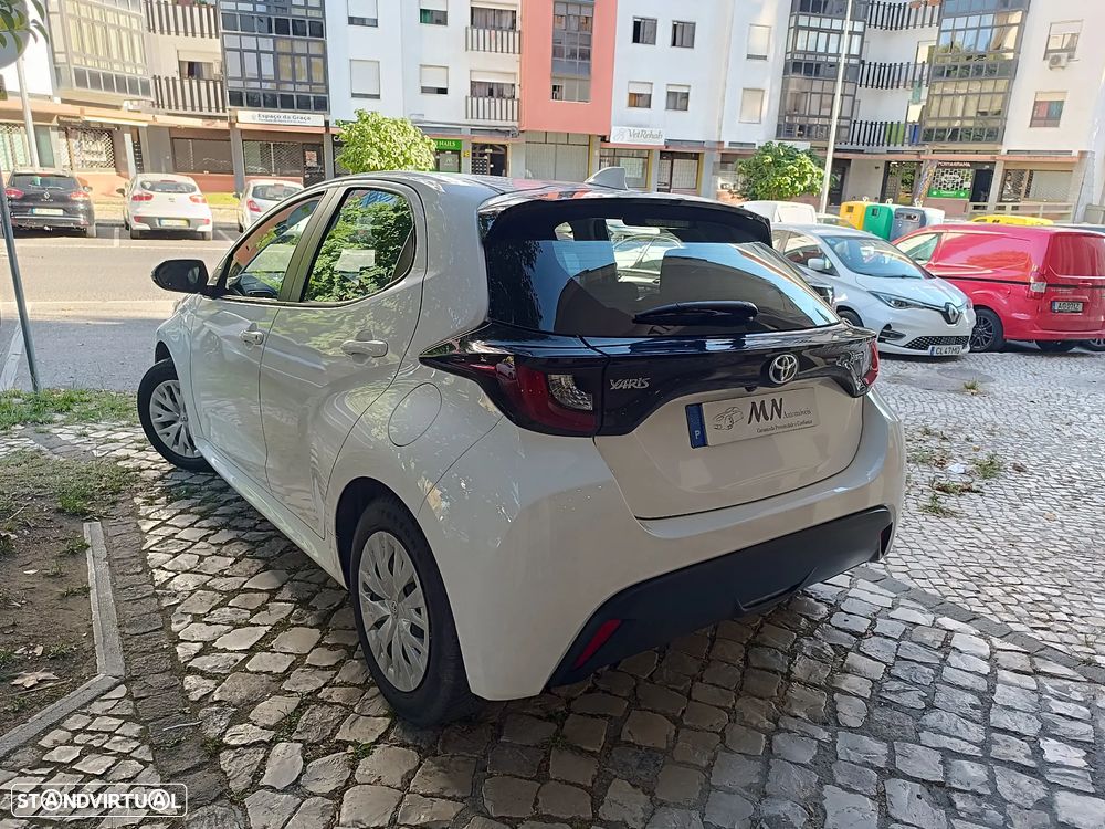 Toyota Yaris 1.5 HDF Comfort - 6