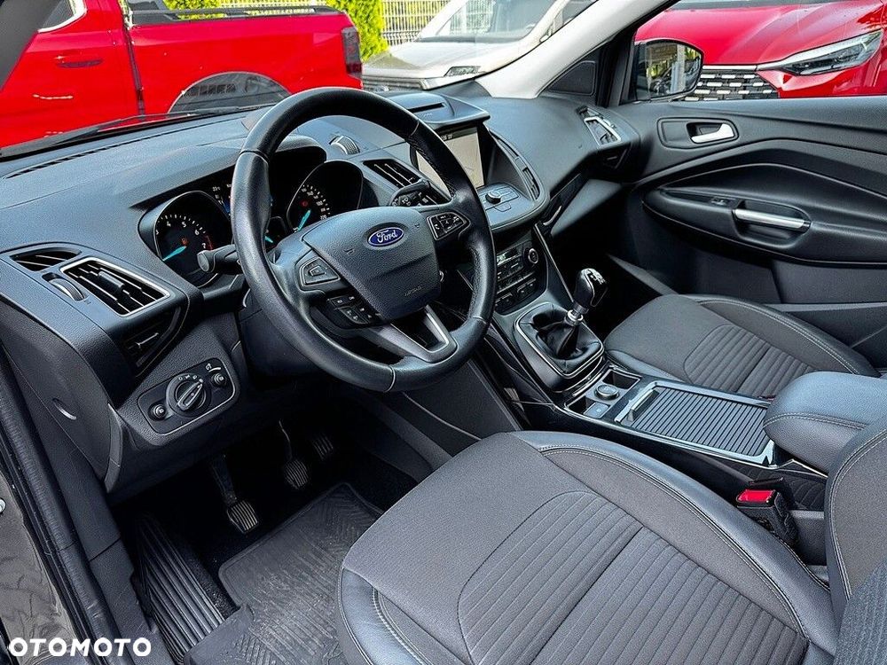 Ford Kuga - 9