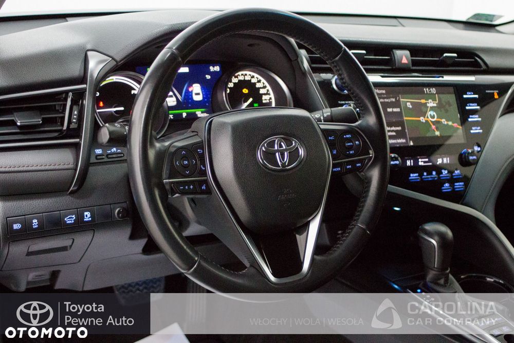 Toyota Camry - 5