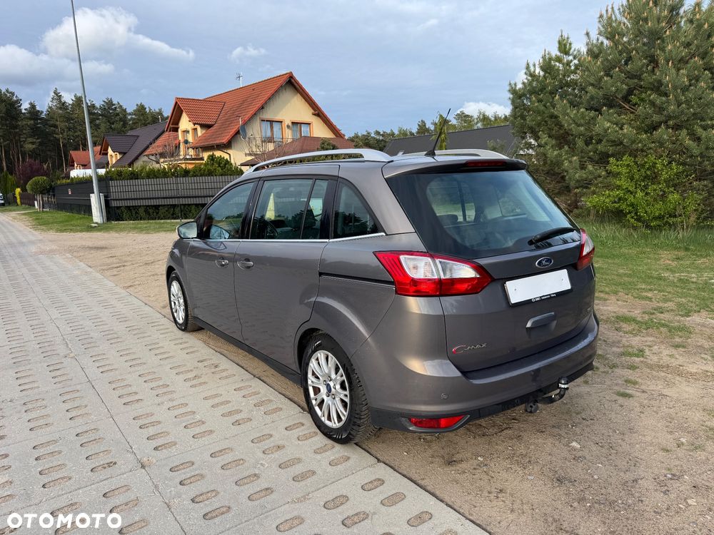 Ford Grand C-MAX - 8