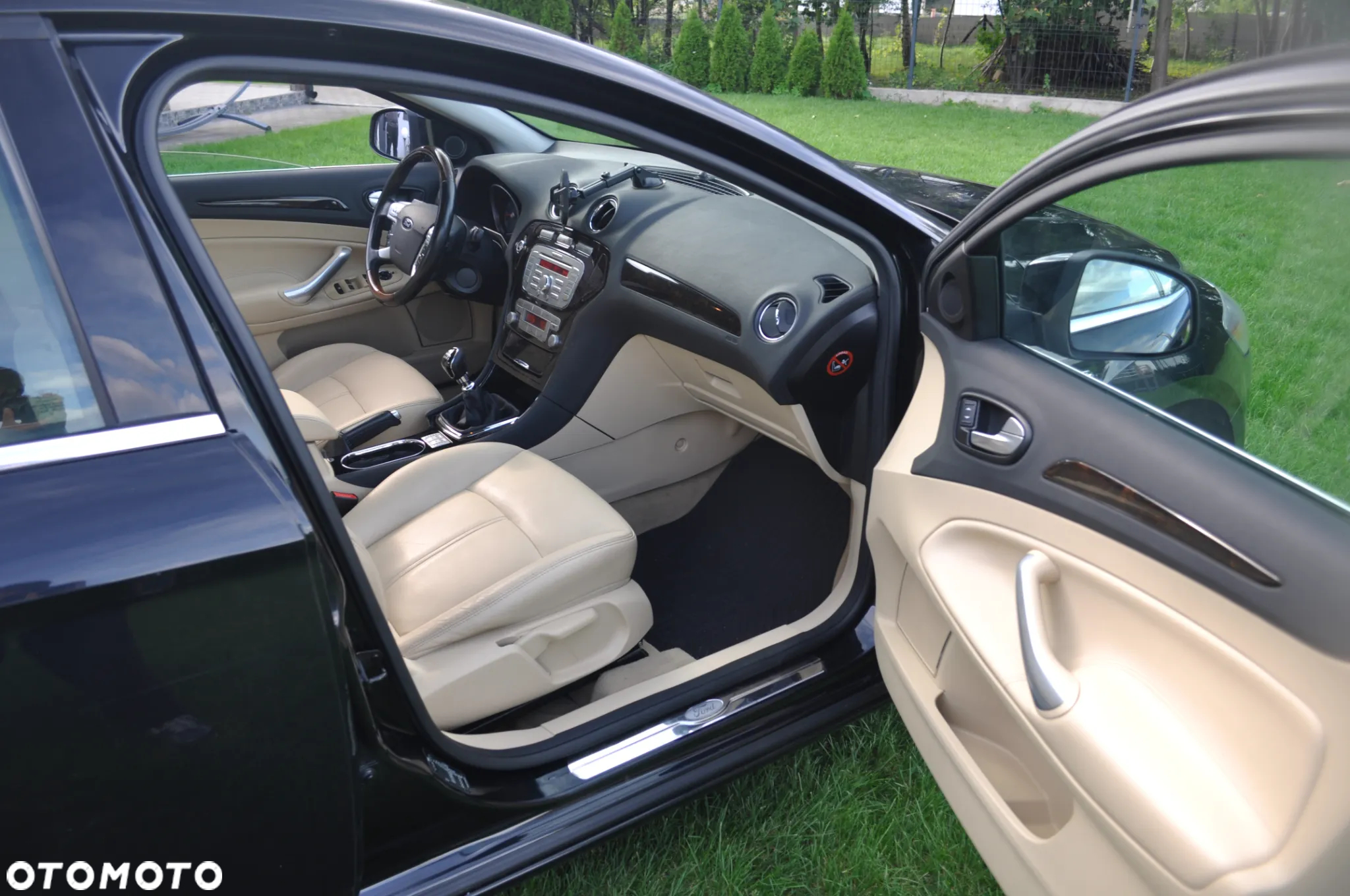 Ford Mondeo 2.5 Ghia - 9