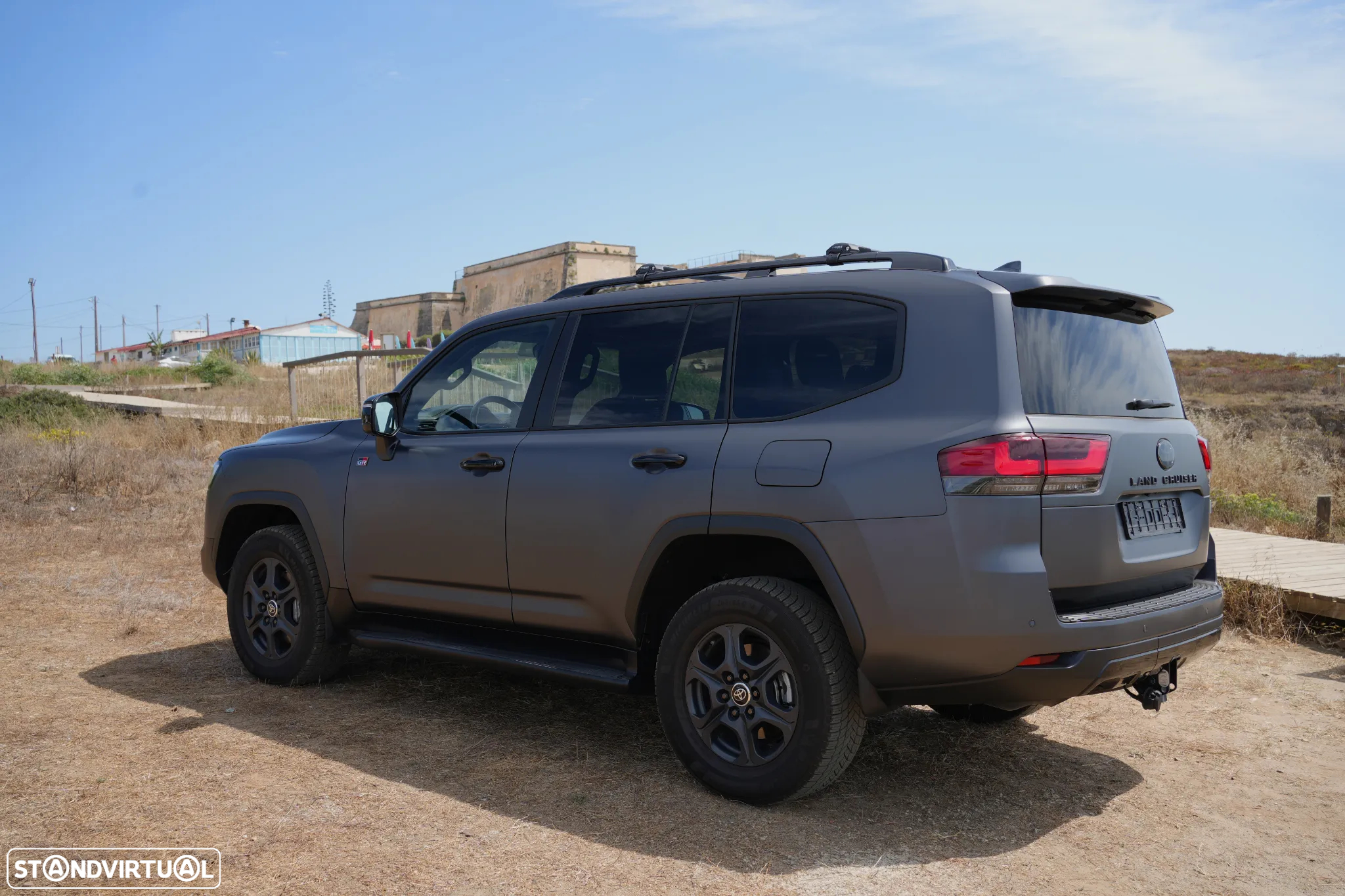 Toyota Land Cruiser - 18