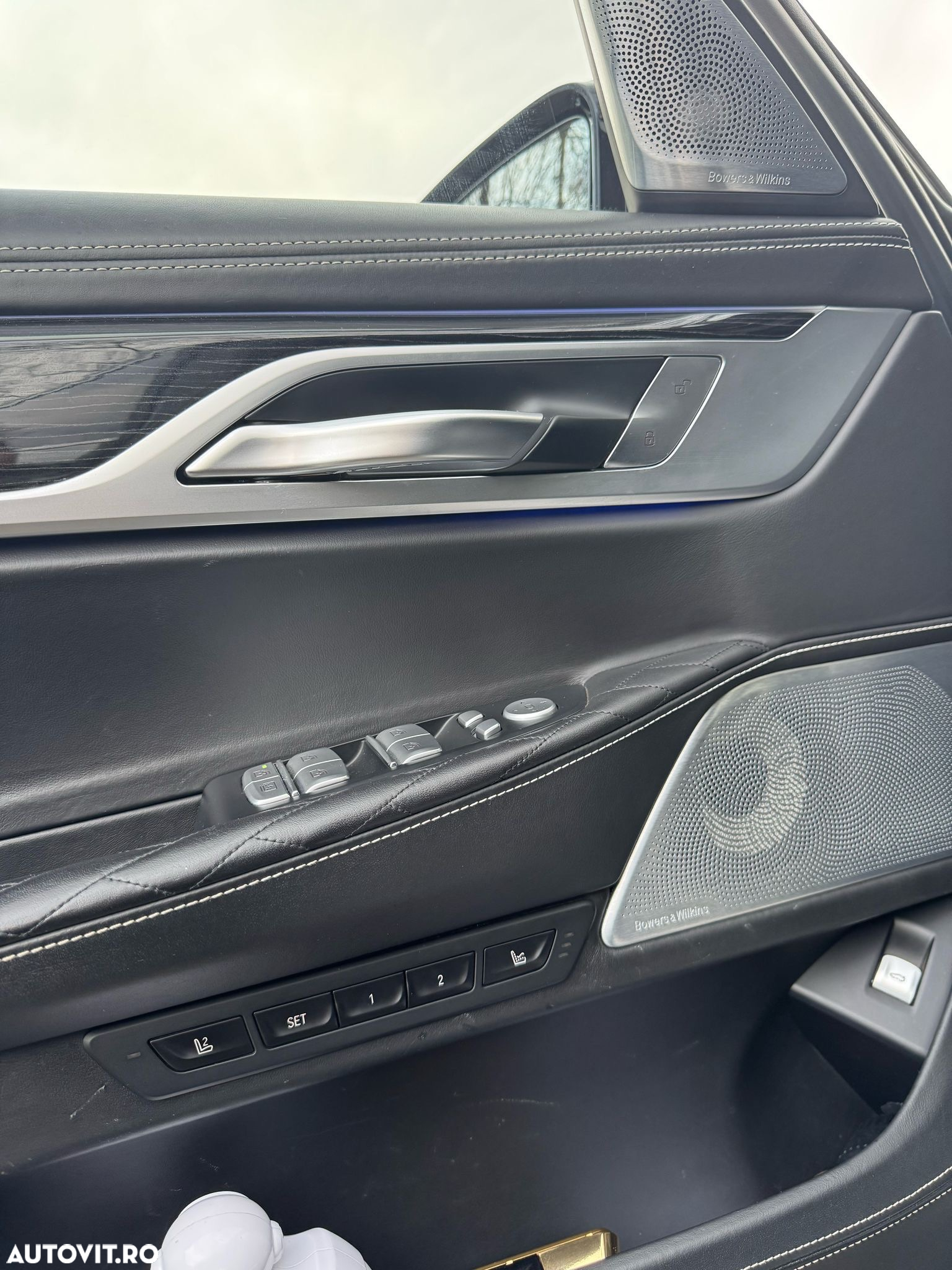 BMW Seria 7 740Ld xDrive - 23