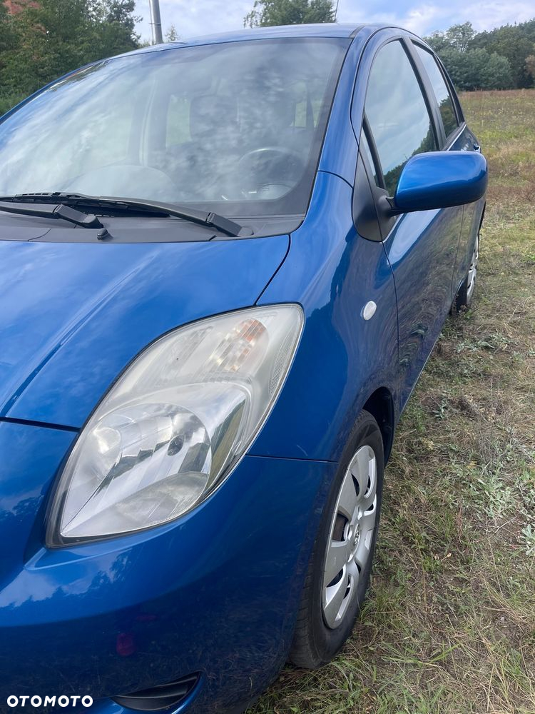 Toyota Yaris 1.3 Sol - 29