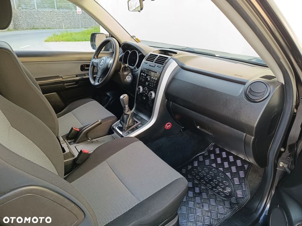 Suzuki Grand Vitara 1.6 Comfort - 11