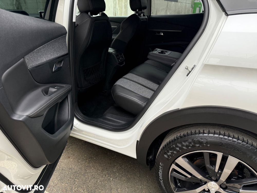 Peugeot 3008 PureTech 130 Stop & Start GPF EAT8 Allure - 30