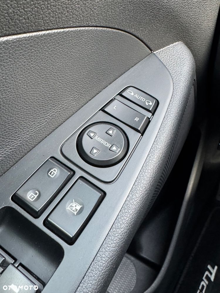 Hyundai Tucson 2.0 CRDi 4WD Advantage - 25