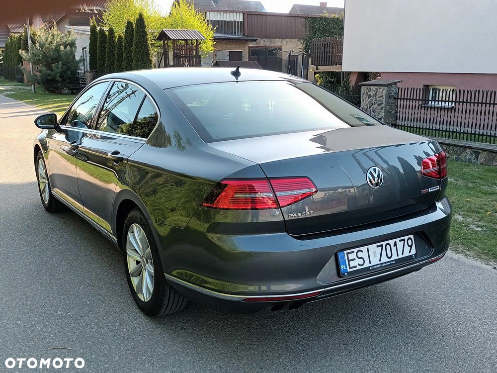 Volkswagen Passat 1.8 TSI BMT Highline - 8