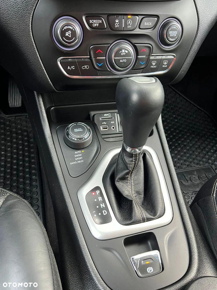 Jeep Cherokee 2.2 MJD Active Drive I Limited - 18