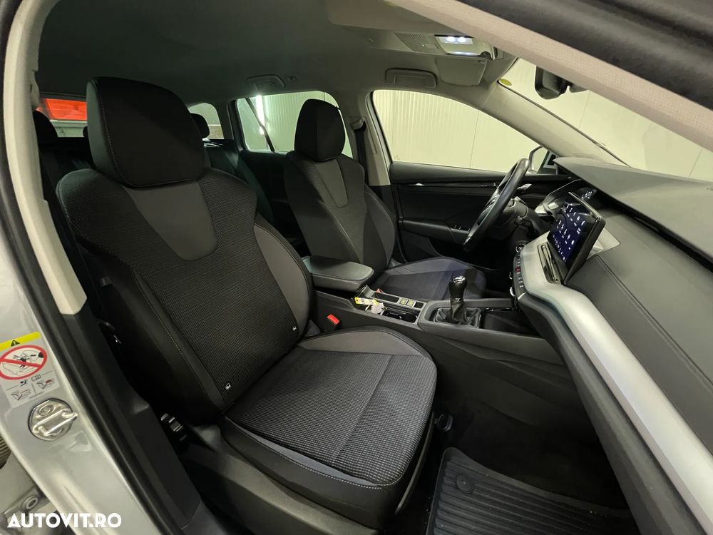 Skoda Octavia 2.0 TDI Ambition - 11