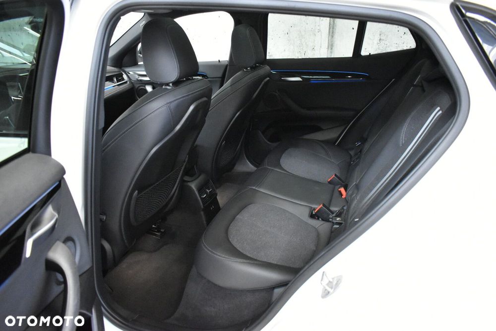 BMW X2 - 24