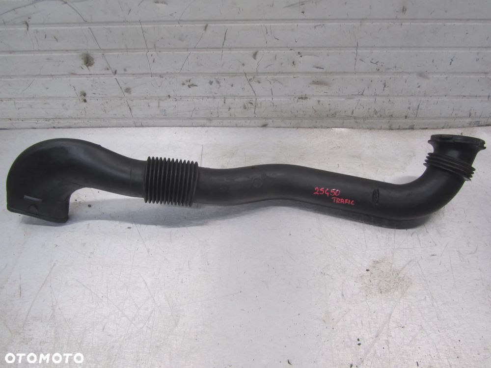 Rura Powietrza 8200072754 Renault Trafic-Vivaro 2001-2014r