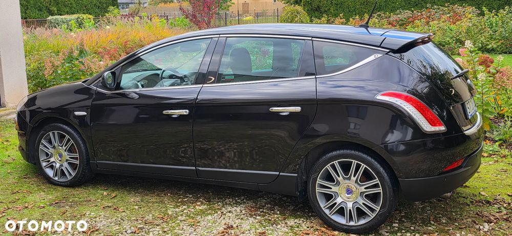 Lancia Delta 2011 photo 5