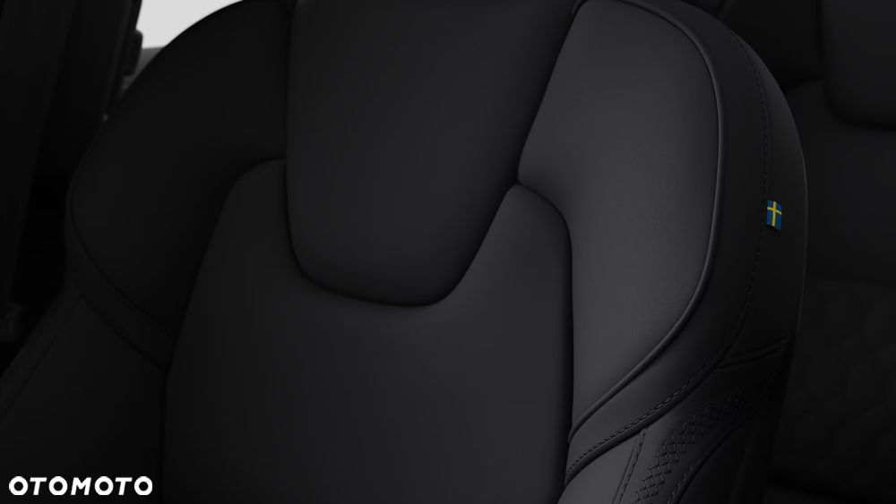 Volvo XC 60 B5 B AWD Ultra Bright - 12