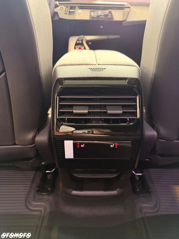 Peugeot 3008 1.2 PureTech mHEV Allure e-DCS6 - 28