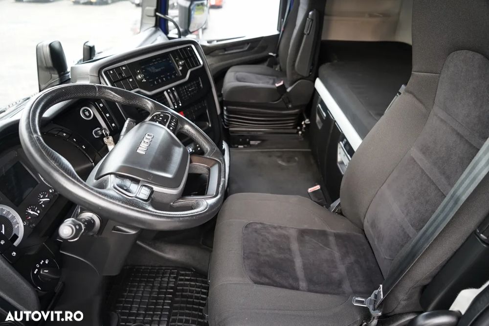 Iveco S-WAY / 460 / RETARDER / LNG - 24