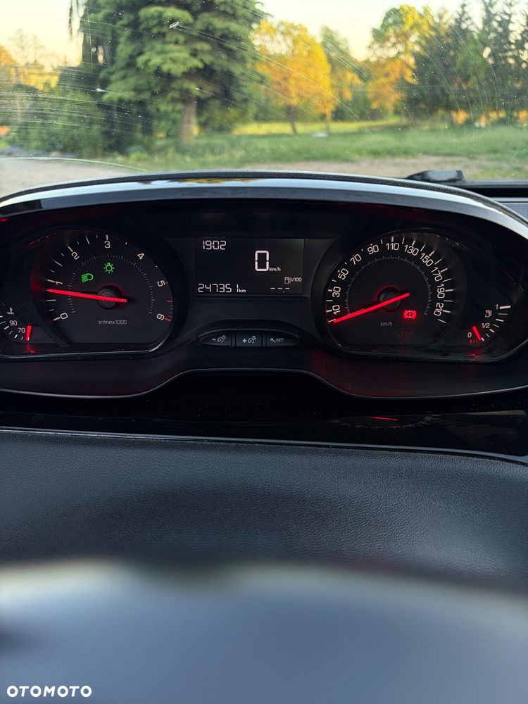 Peugeot 208 1.4 HDi Access - 18