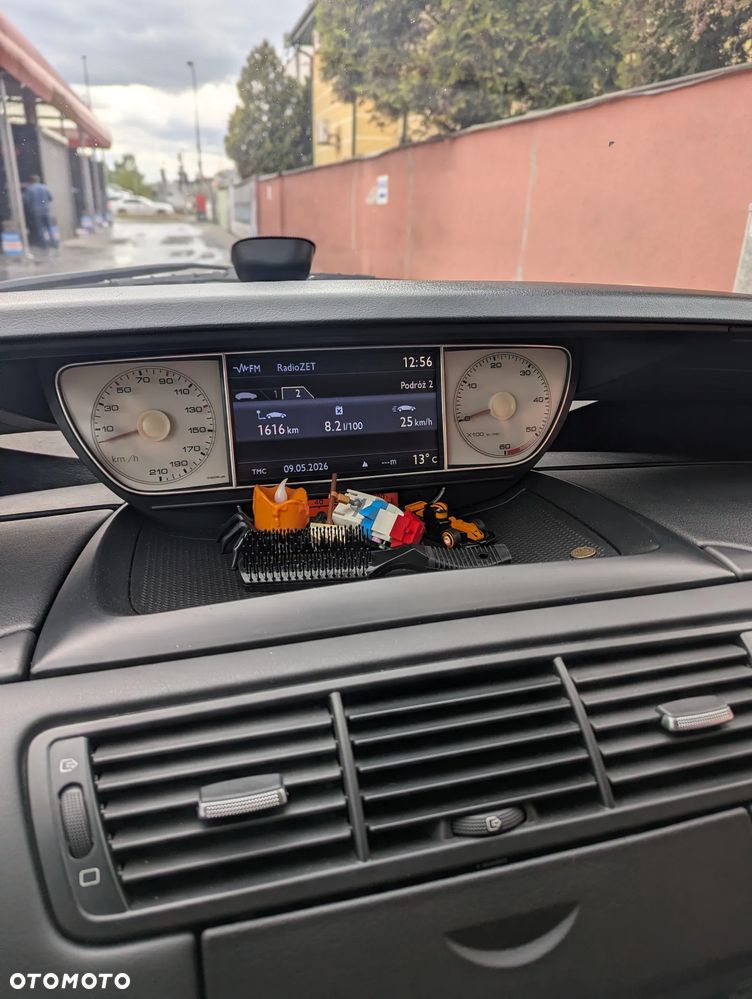 Citroën C8 2.2 HDi Exclusive - 6