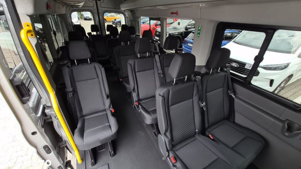 Ford Transit - 10